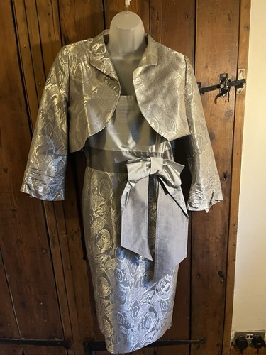 Mother the bride outfit - the,