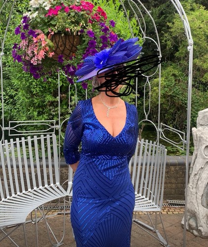 Stunning sequinned mother - stunning,